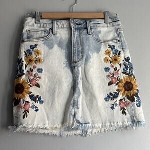 Driftwood Ruby Blue Denim Embroidered mini skirt sz 27 Free People Anthroplogie
